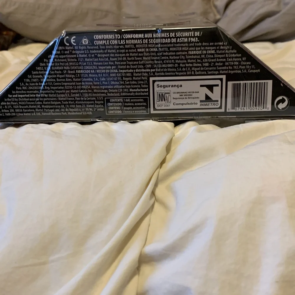 Monster High inner Monster Doll. New in Box. Rare. moving eyes + accessories. - Picture 8 of 10